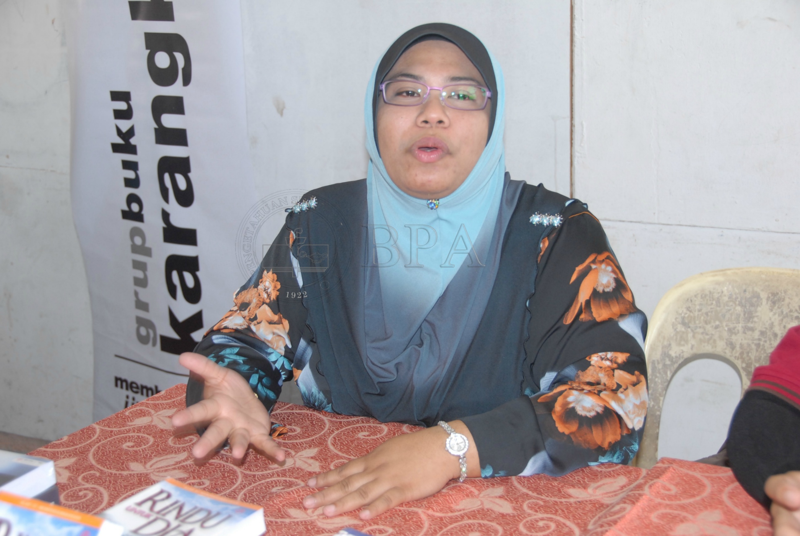 BPA 12 92 membaca IDA 5556